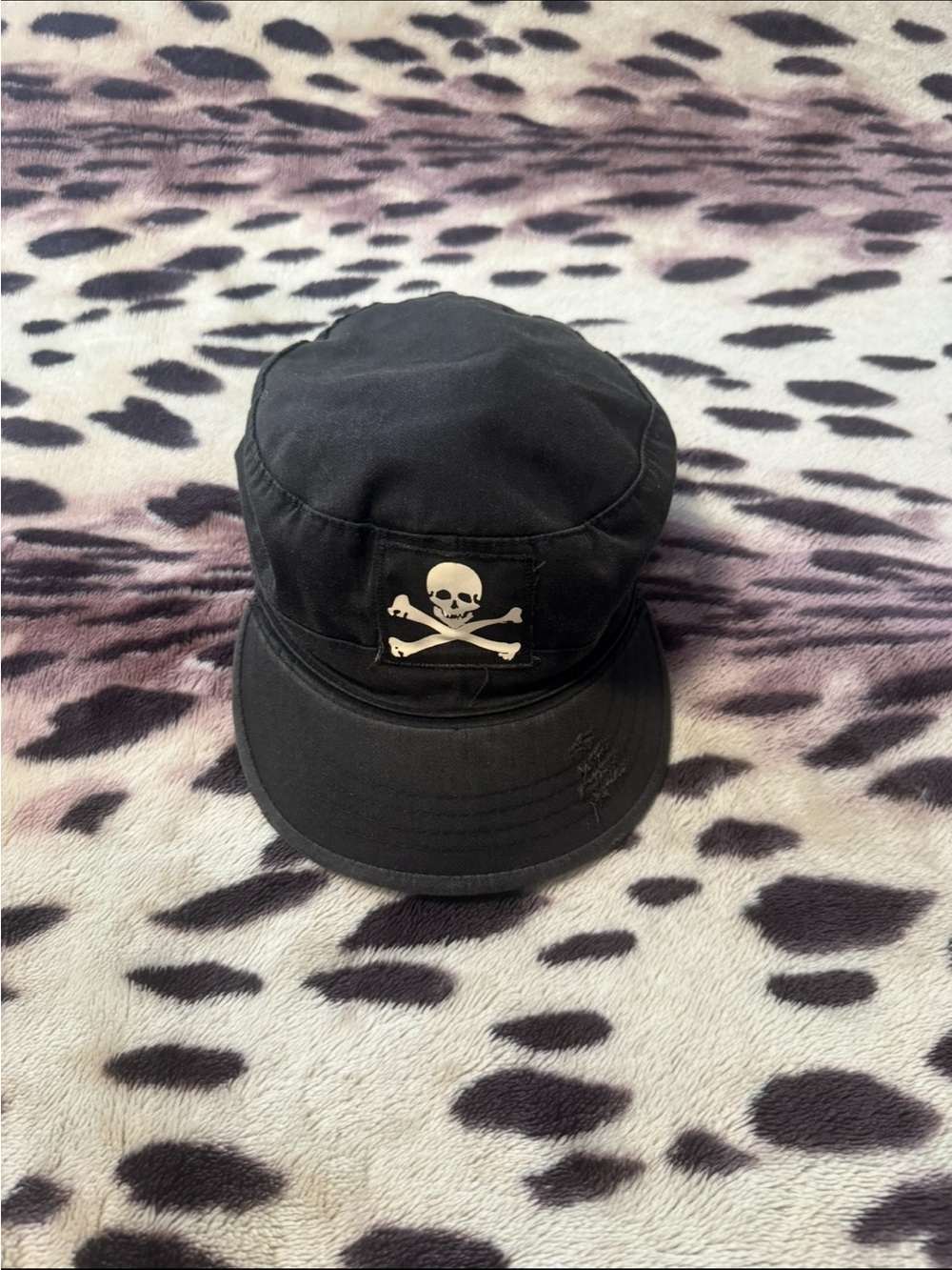 Black Skull & Crossbones Military-Style Cap - Unbranded